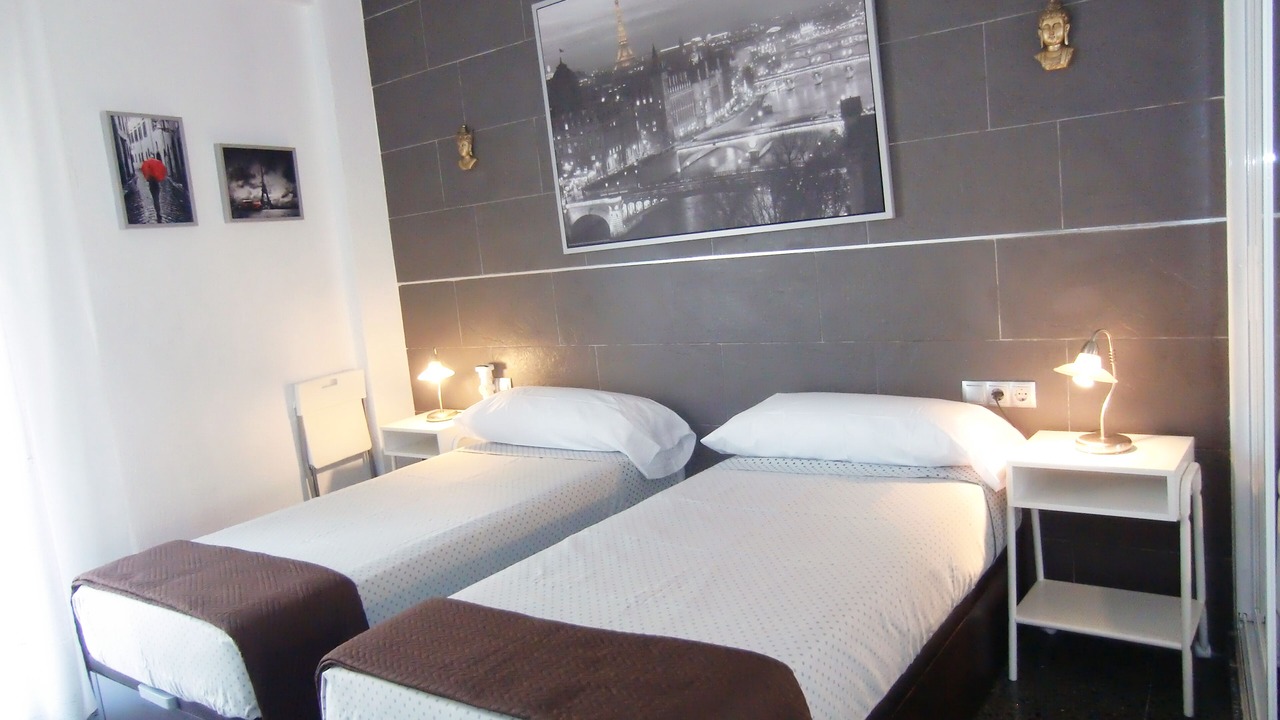 Photo of Bedroom in Fuengirola City Centre