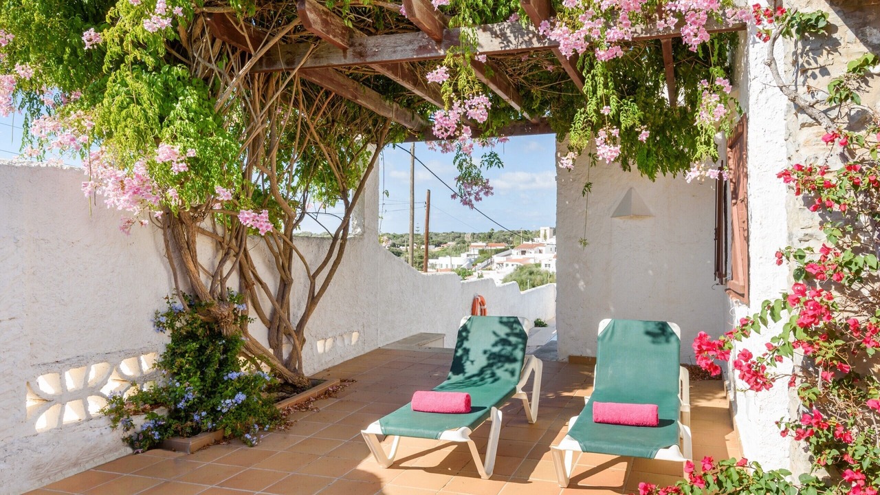 Photo of Patio Balcony in Cala en Porter