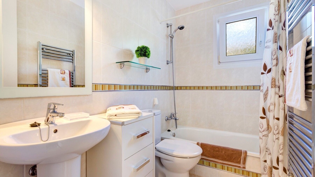 Photo of Bathroom in Cala en Porter