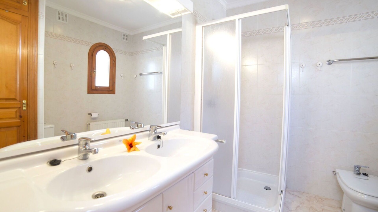 Photo of Bathroom in Empedrola