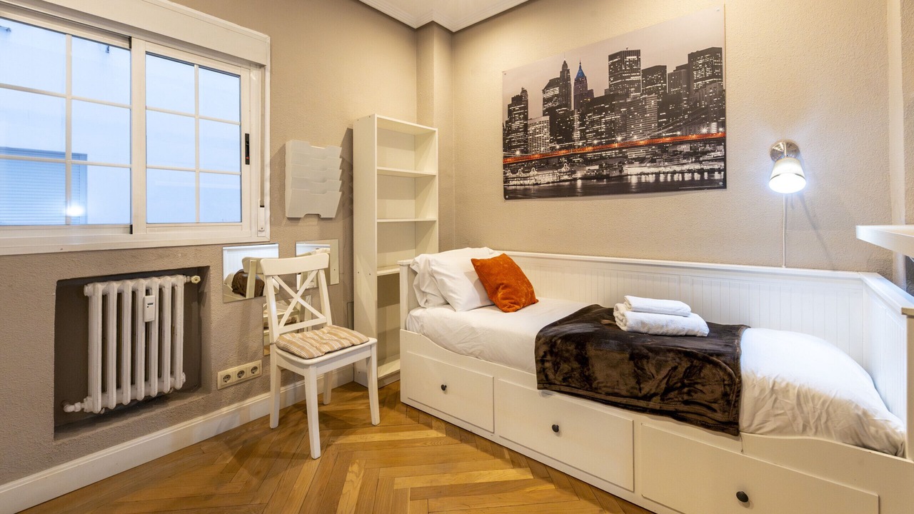 Photo of Bedroom in Guindalera
