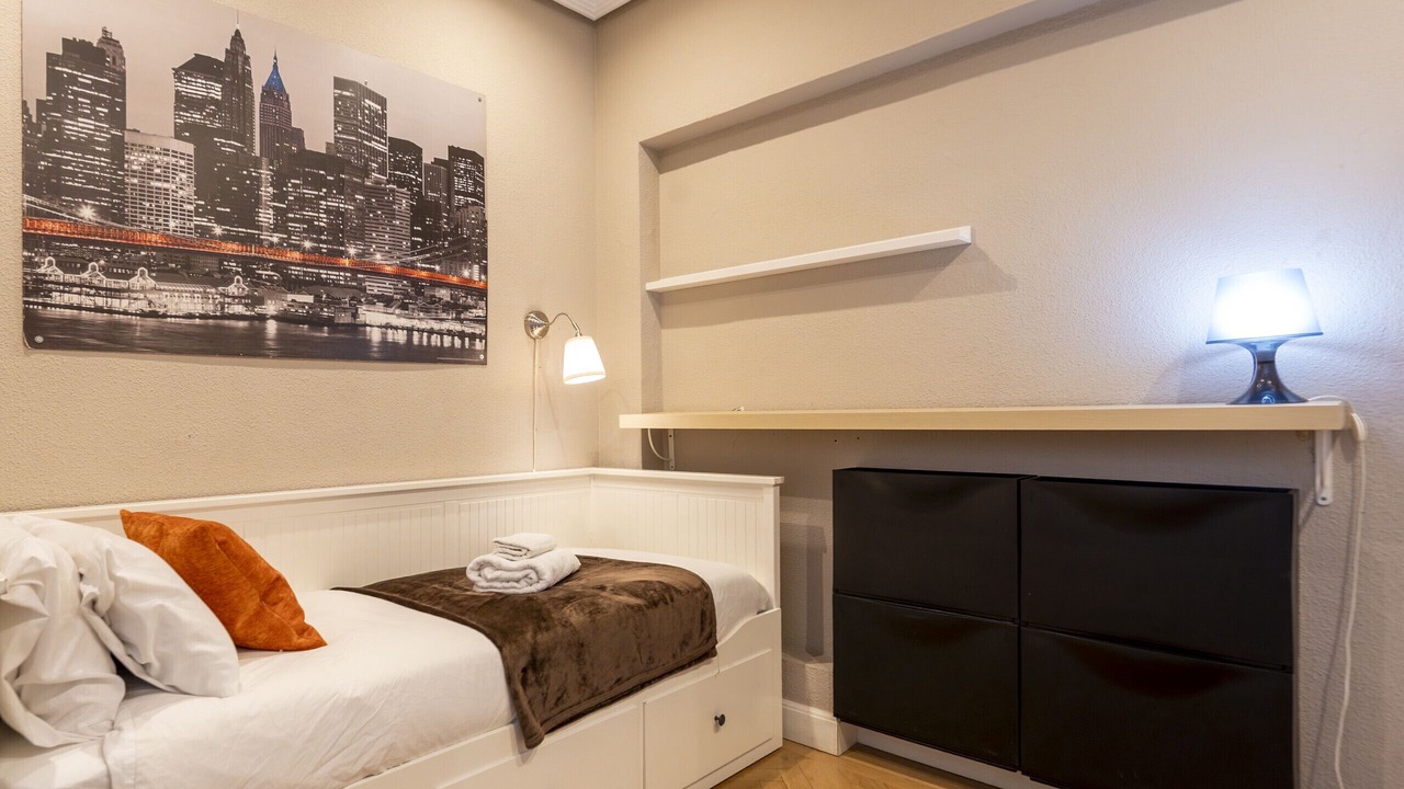 Photo of Bedroom in Guindalera