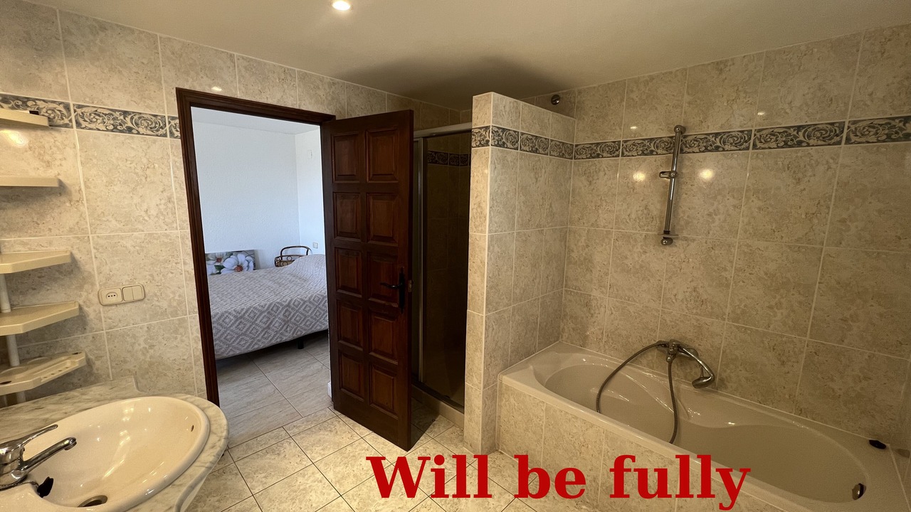 Photo of Bathroom in Calonge