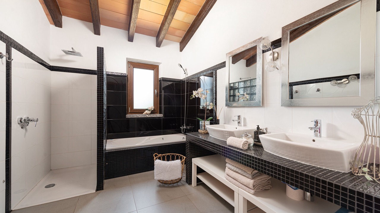 Photo of Bathroom in Arta