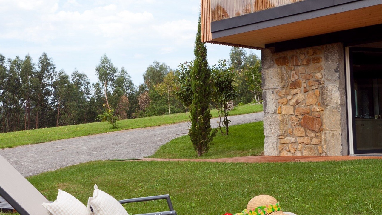 Photo of Outdoor in Ea