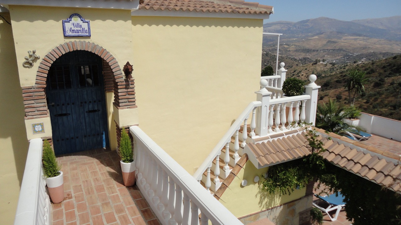 Photo of Others in Comares