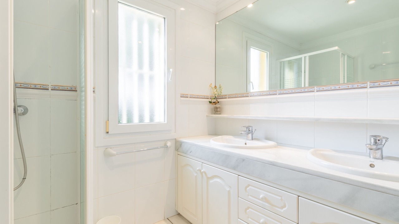 Photo of Bathroom in Molinell