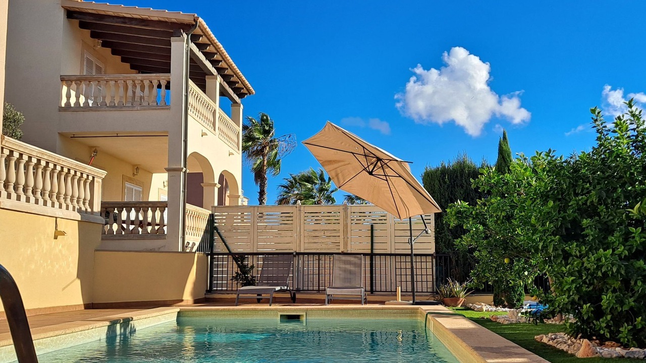 Photo of Outdoor in Cala Mandia