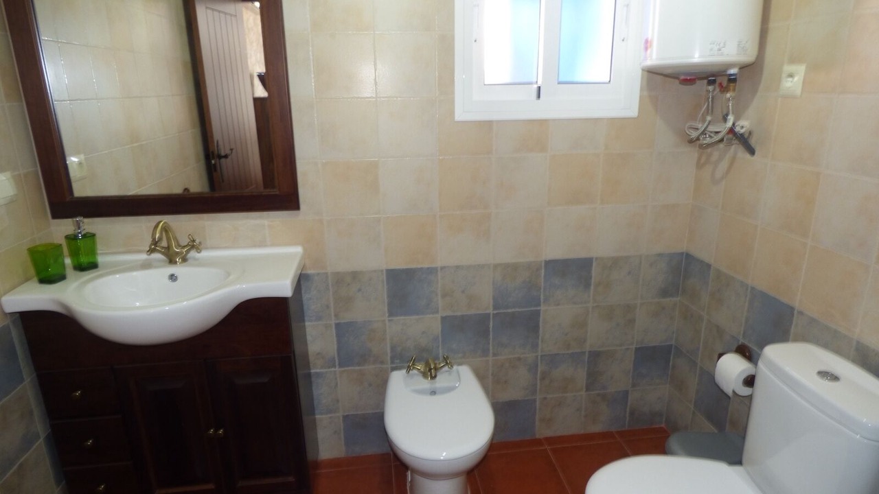 Photo of Bathroom in Cajiz