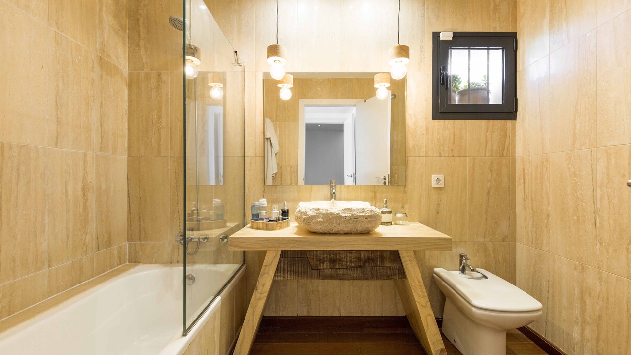 Photo of Bathroom in Puig Manya