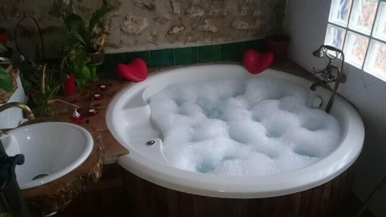 Photo of Bathroom in Enroig