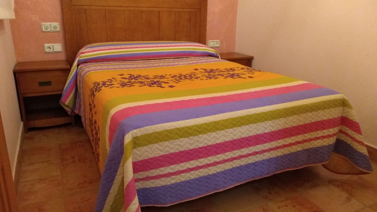 Photo of Bedroom in Almonacid de la Sierra