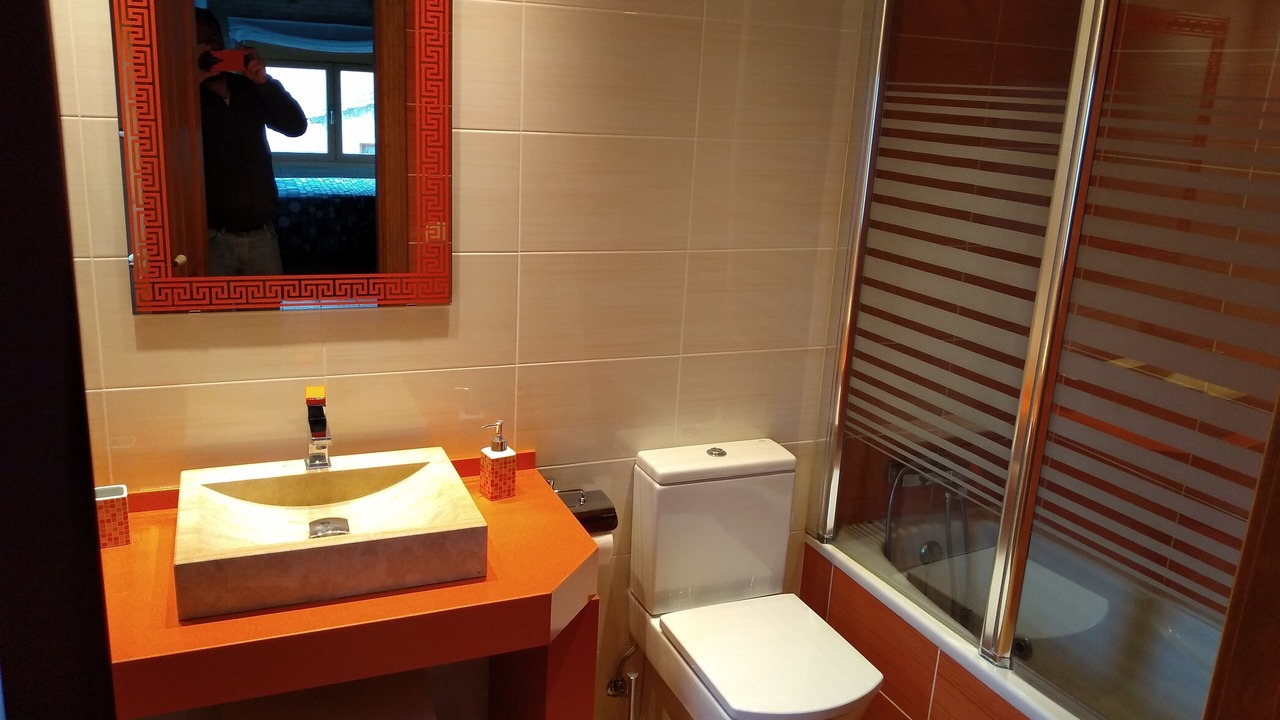 Photo of Bathroom in Almonacid de la Sierra