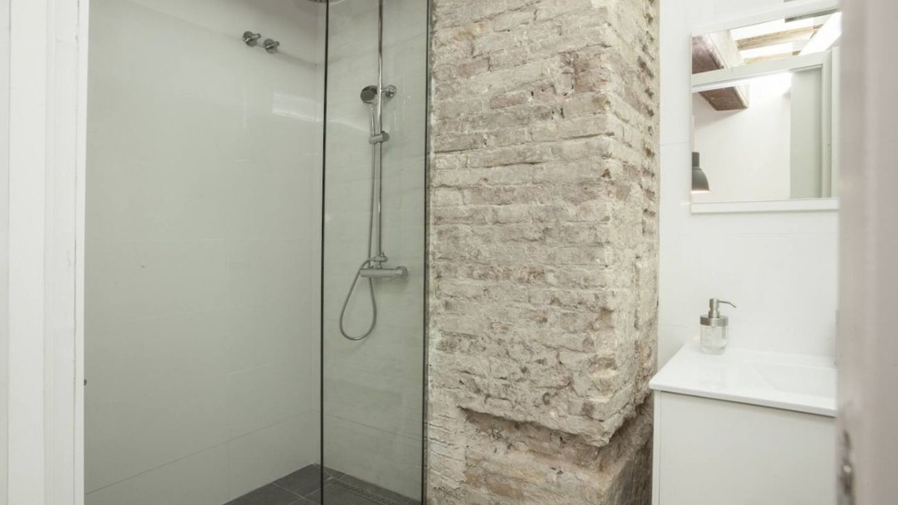 Photo of Bathroom in Valencia City Centre