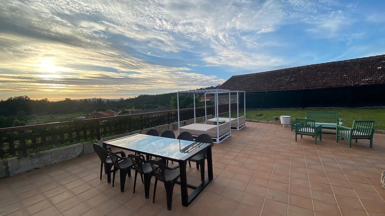 Photo of Outdoor in Meis