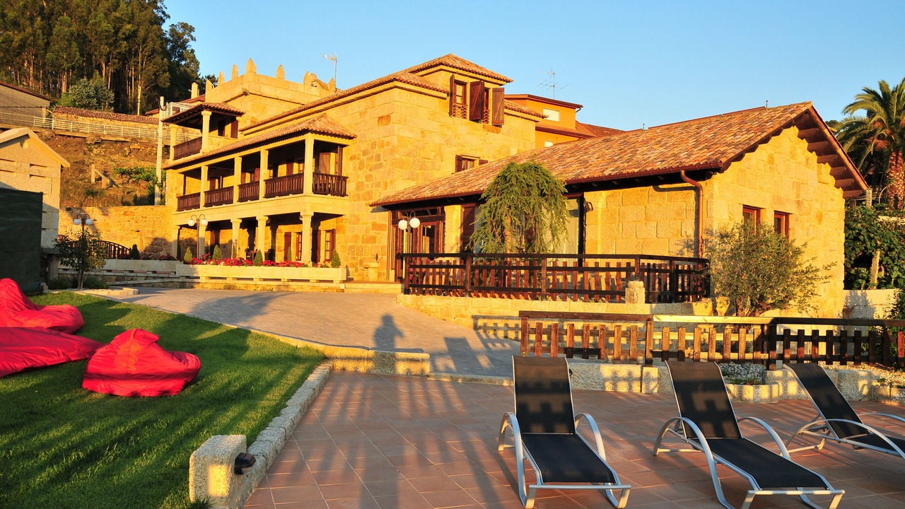 Photo of Outdoor in Meis