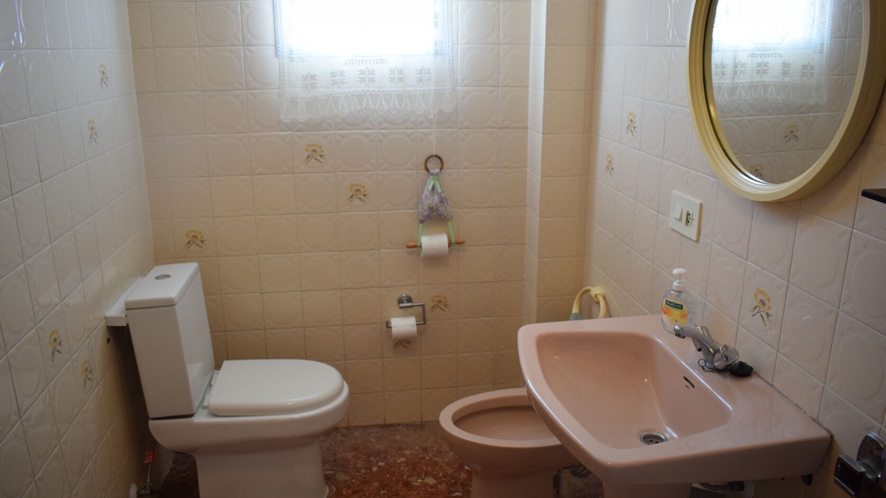 Photo of Bathroom in Oliva