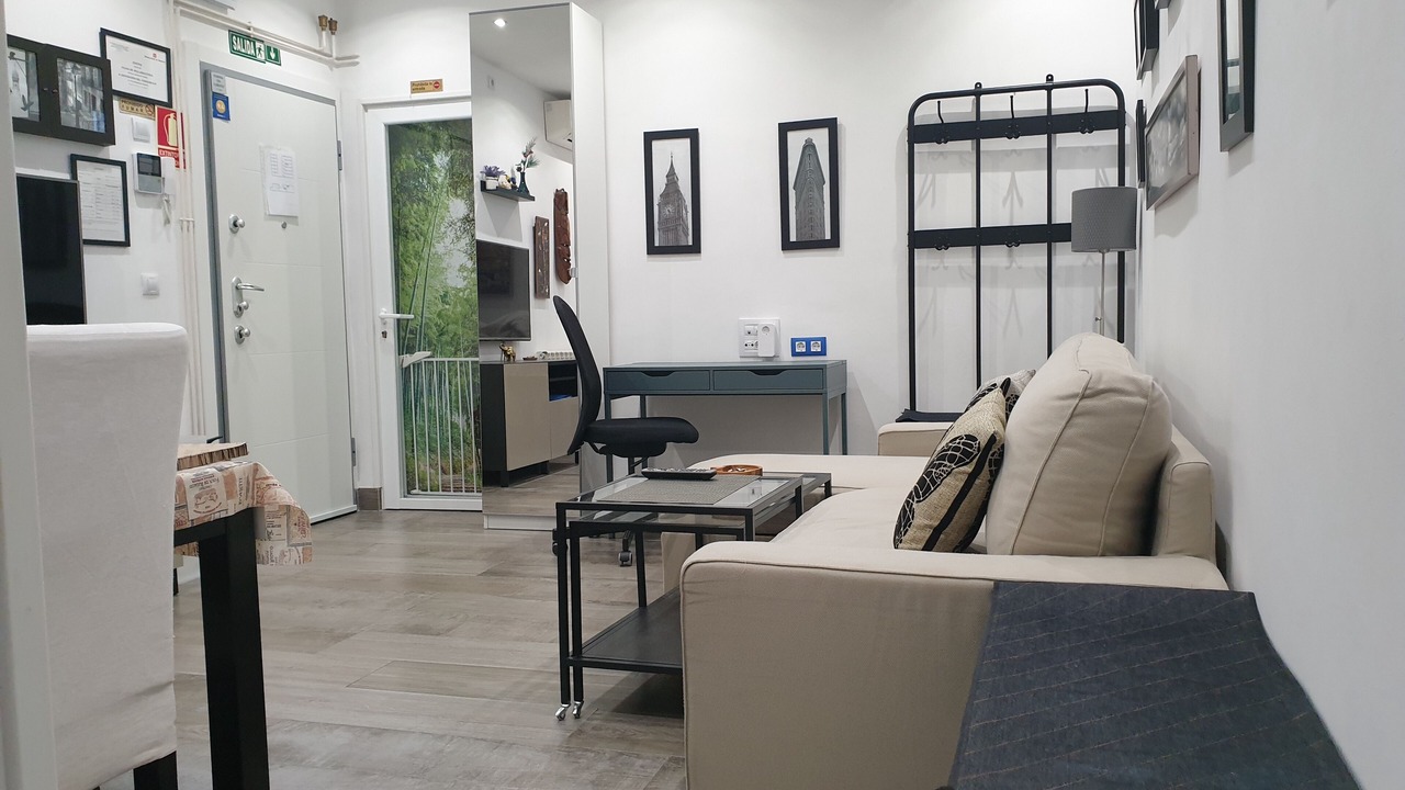 Photo of Livingroom in Embajadores