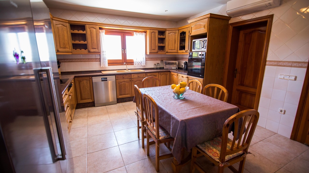 Photo of Kitchen in Sant Josep de sa Talaia
