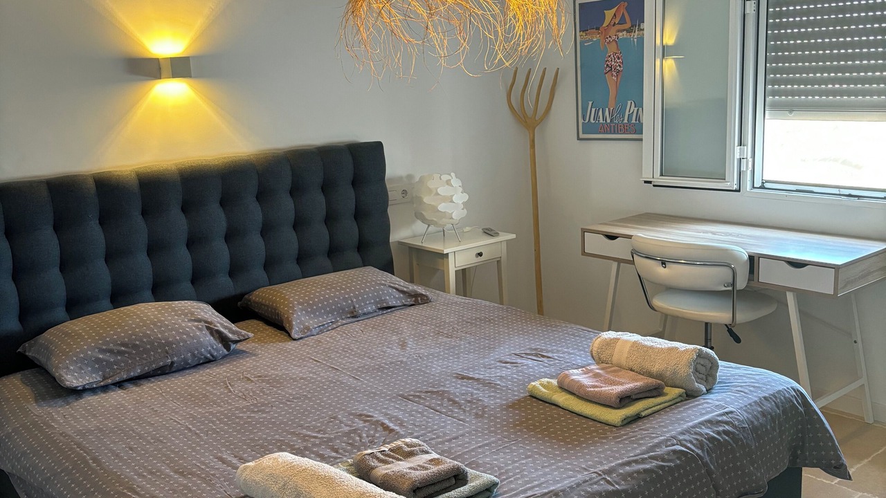 Photo of Bedroom in Benimeit