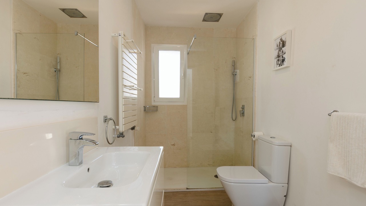 Photo of Bathroom in Binibequer Vell