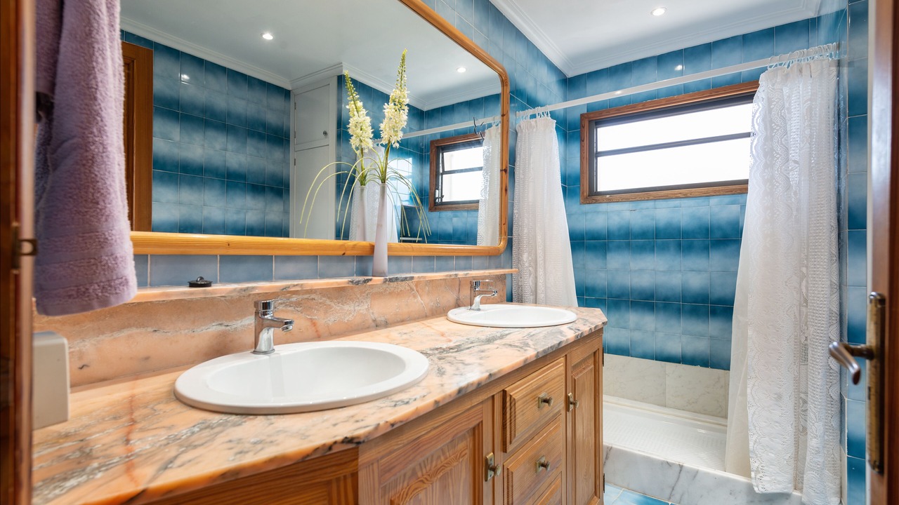 Photo of Bathroom in Muro