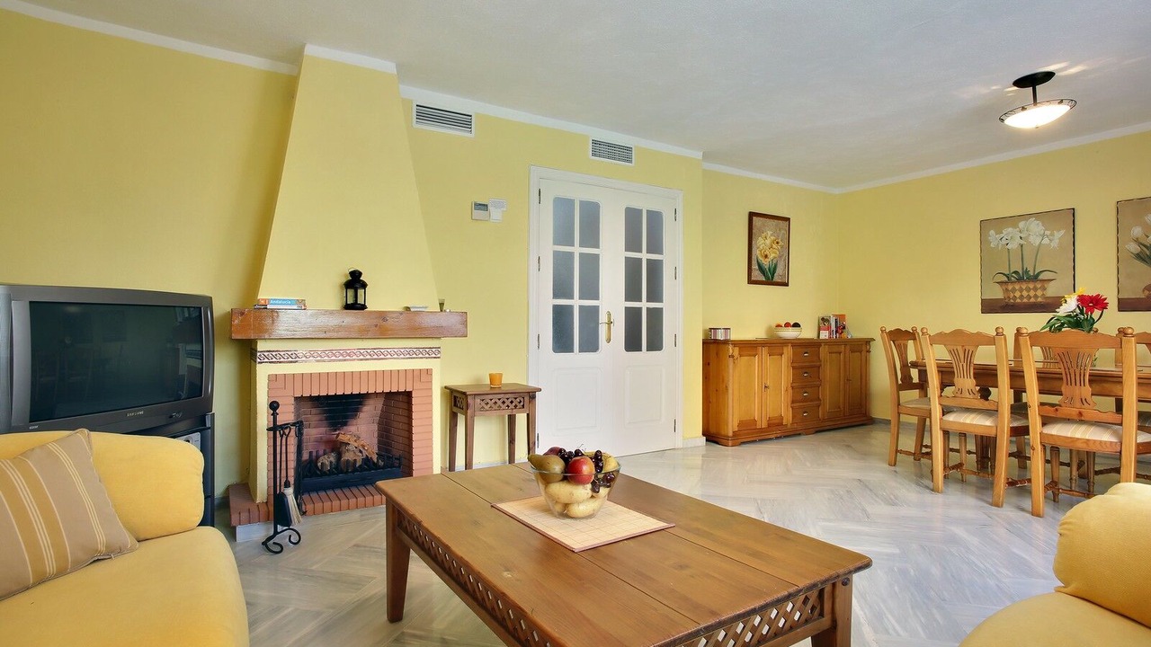 Photo of Bedroom in New Golden Mile
