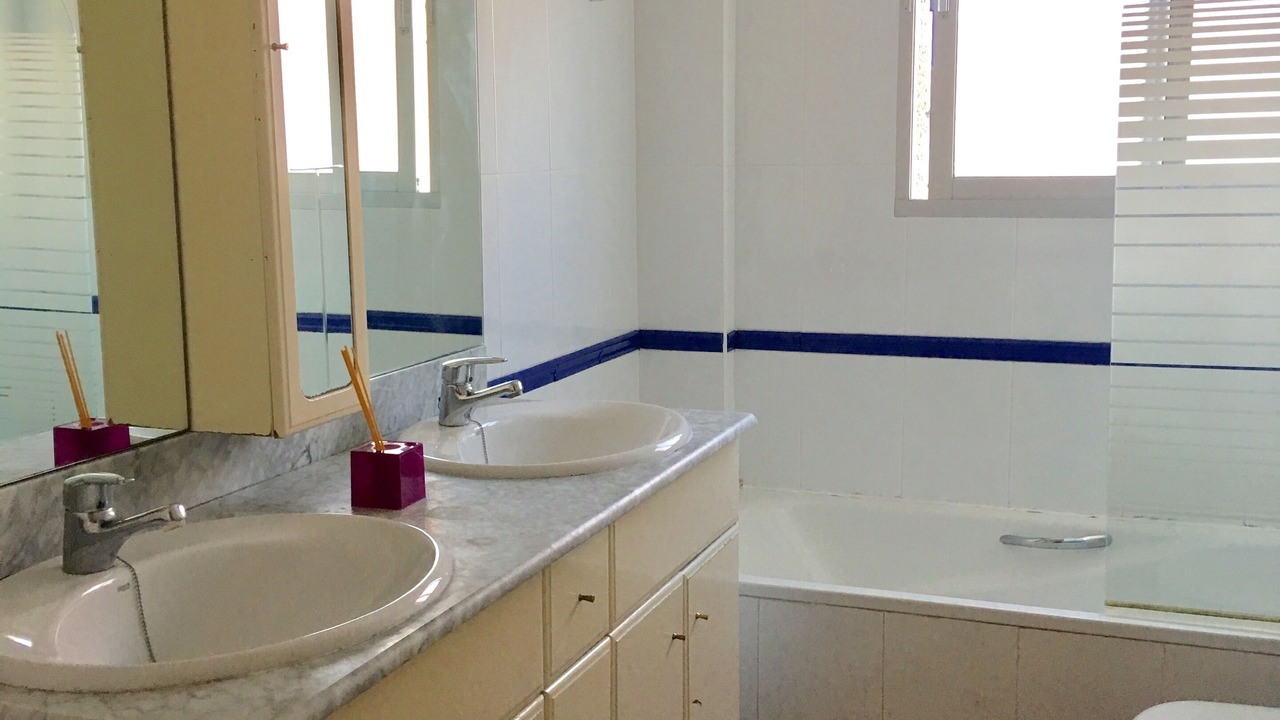 Photo of Bathroom in Oliva