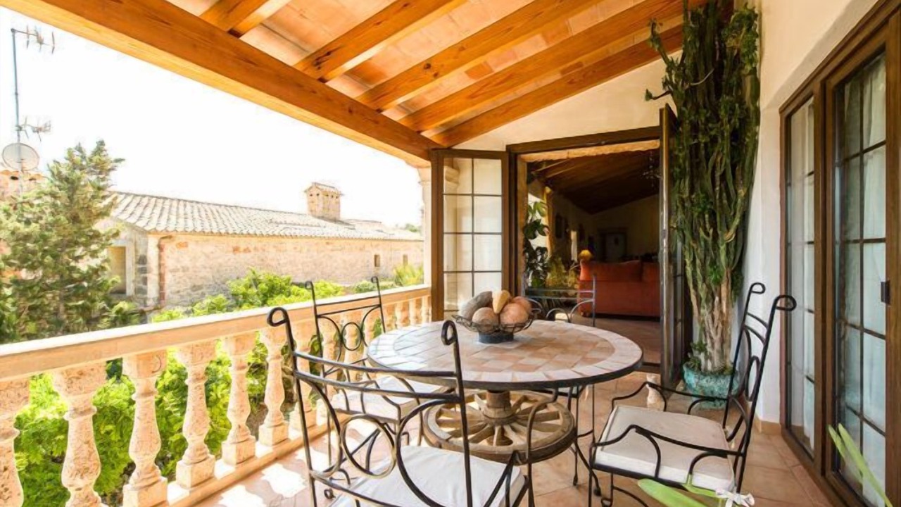 Photo of Outdoor in S Horta