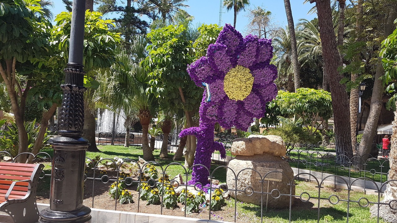 Photo of Others in Los Geraeos