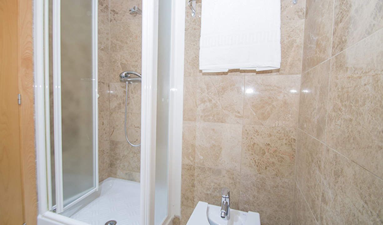 Photo of Bathroom in Trinitat