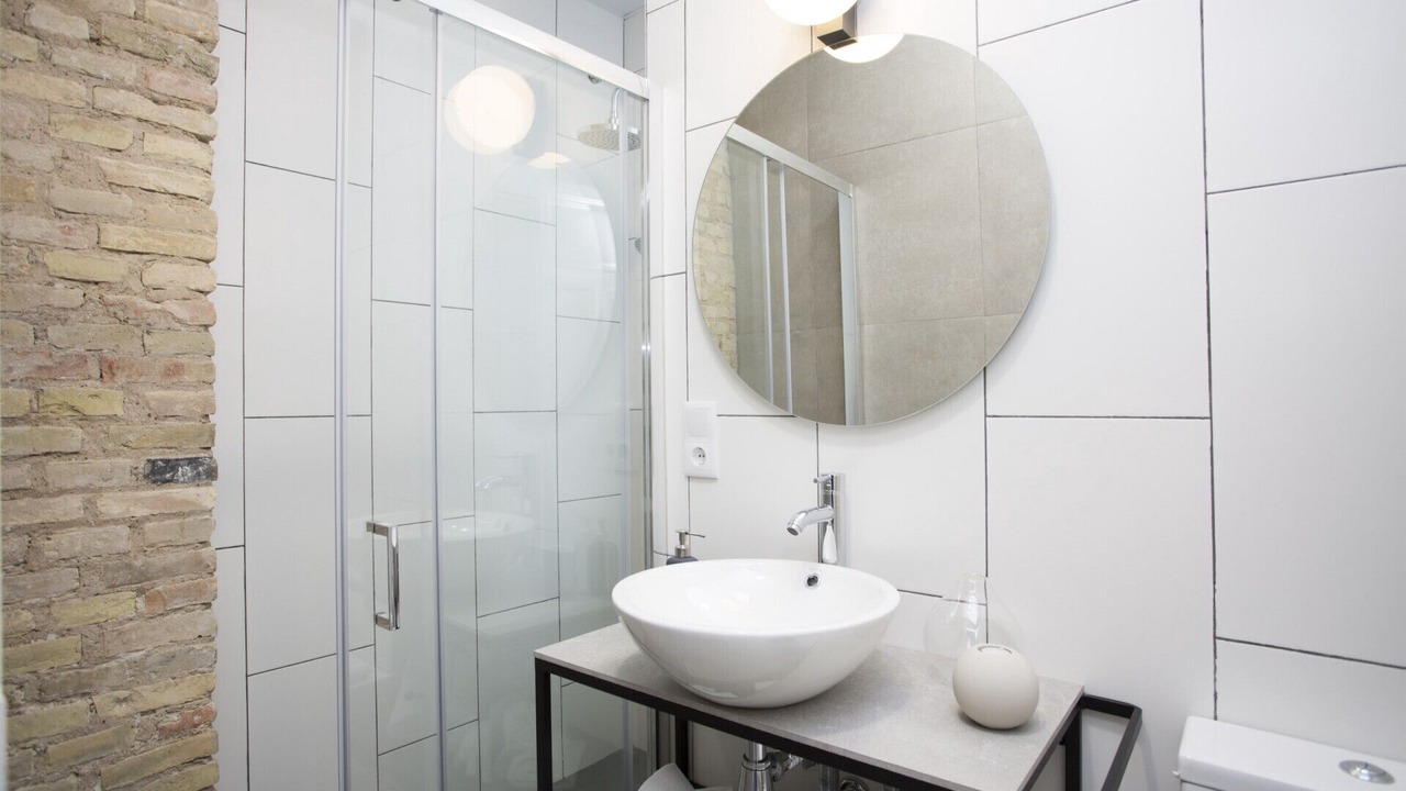 Photo of Bathroom in Ruzafa