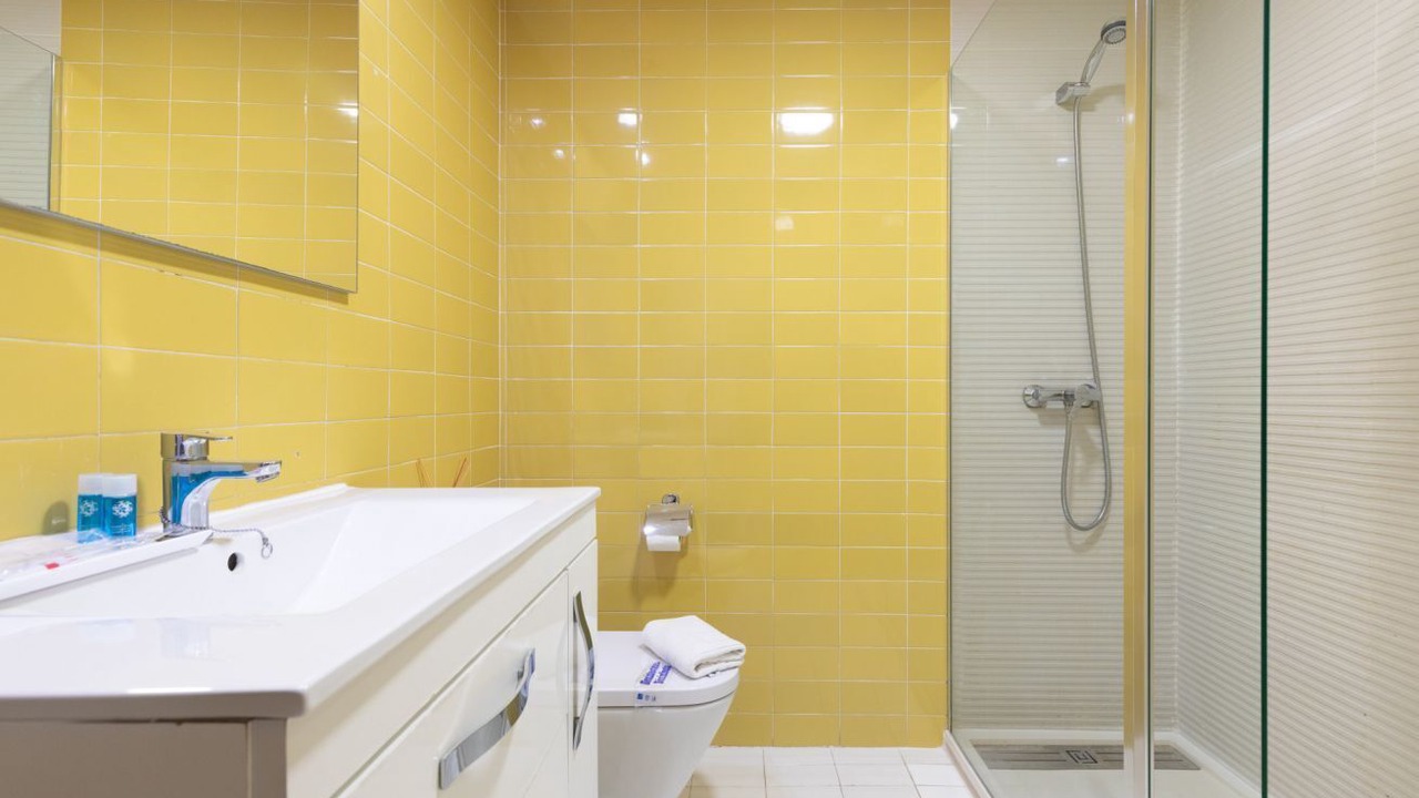 Photo of Bathroom in Port Saplaya