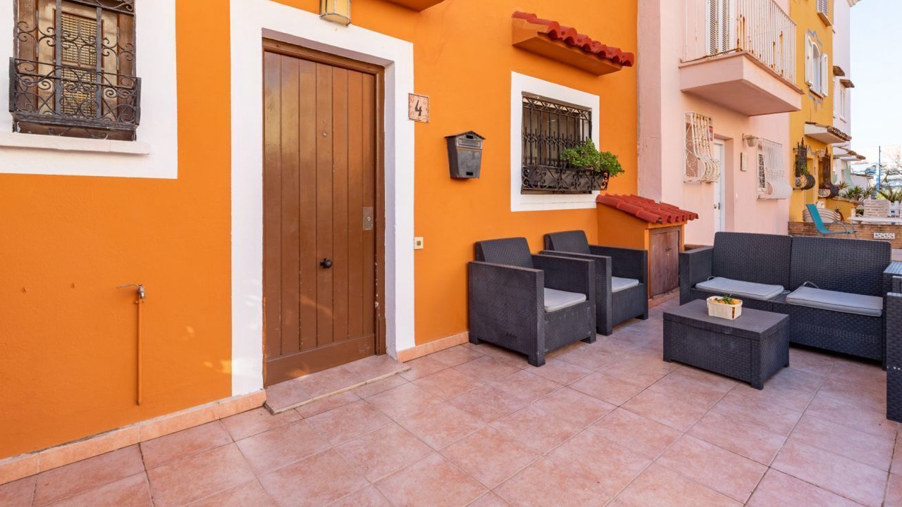 Photo of Patio Balcony in Port Saplaya