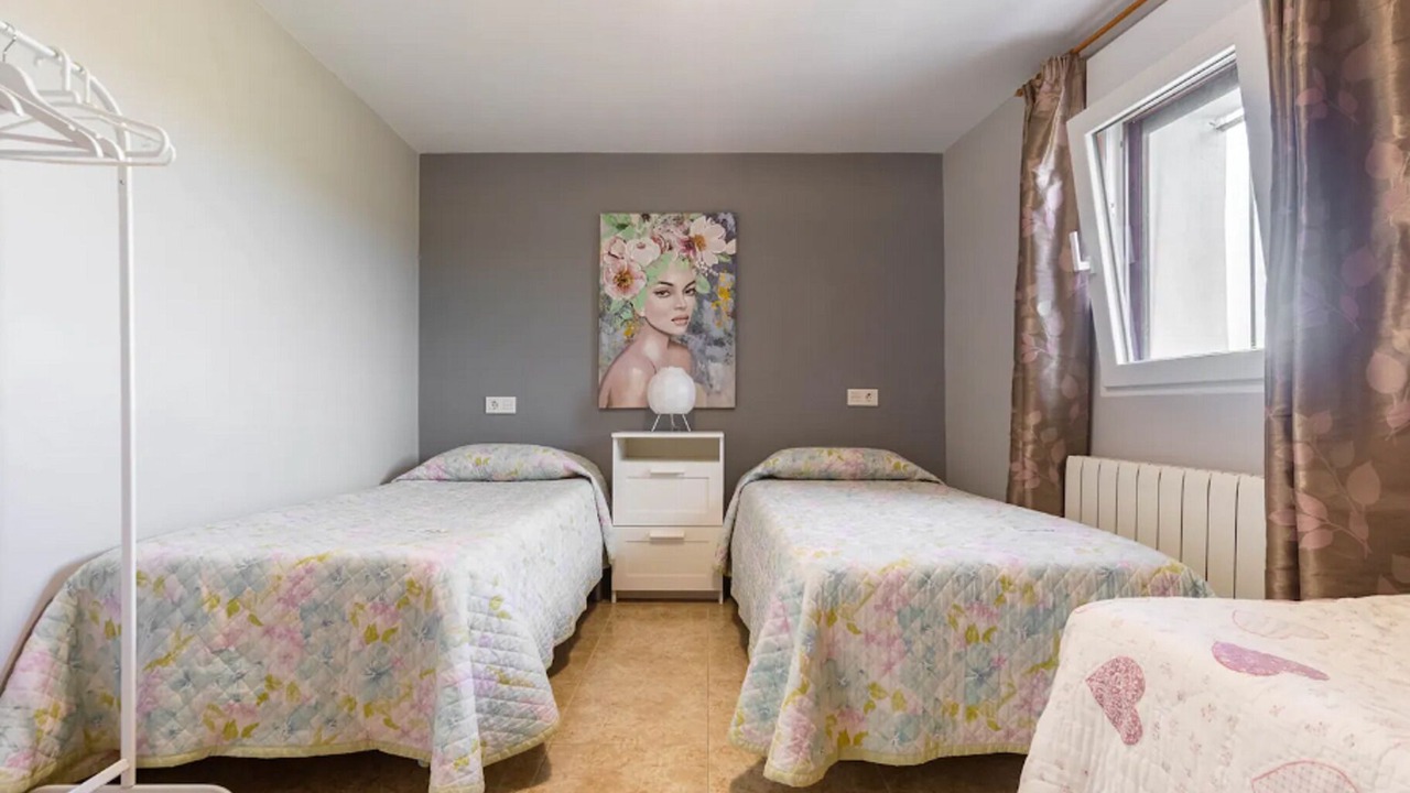 Photo of Bedroom in Pobles del Nord