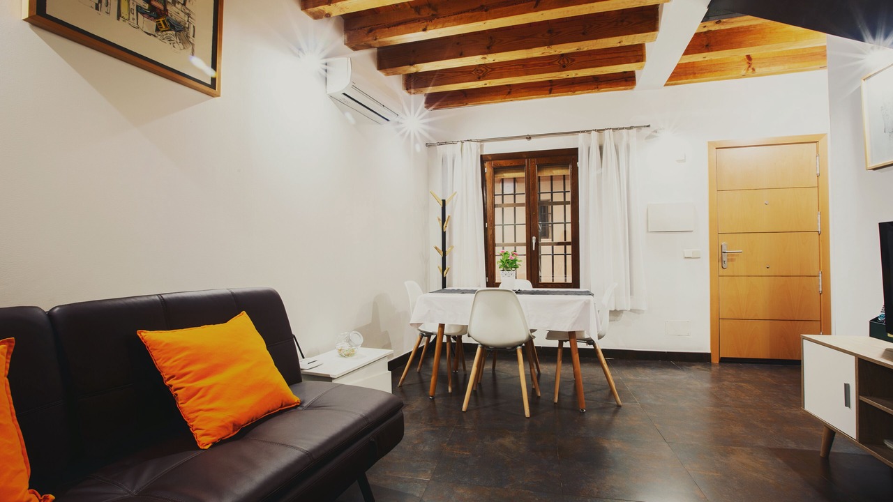 Photo of Livingroom in Toledo City Center