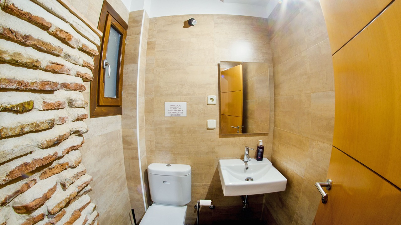 Photo of Bathroom in Toledo City Center