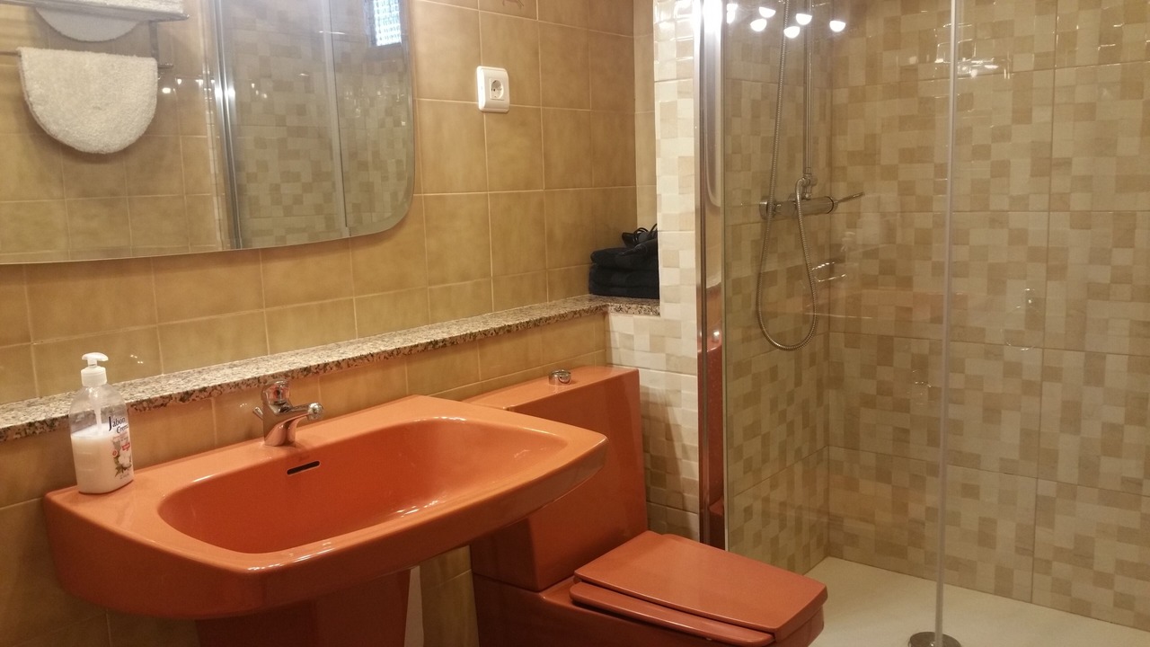Photo of Bathroom in Ruzafa