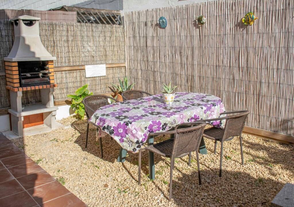Photo of Outdoor in Lo Crispin