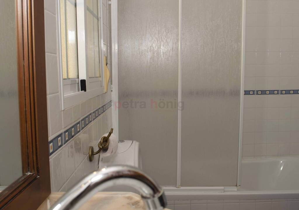 Photo of Bathroom in Lo Crispin