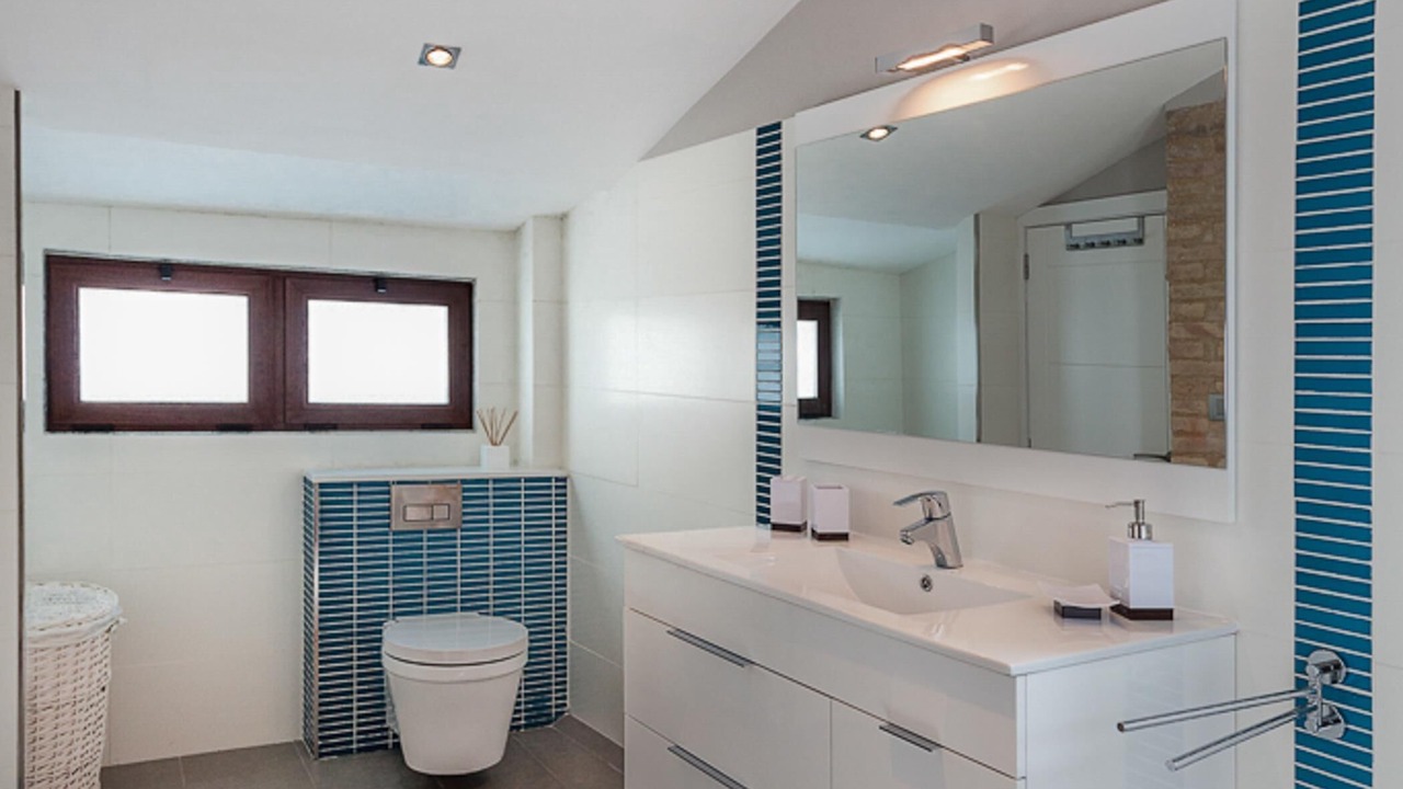 Photo of Bathroom in La Seu