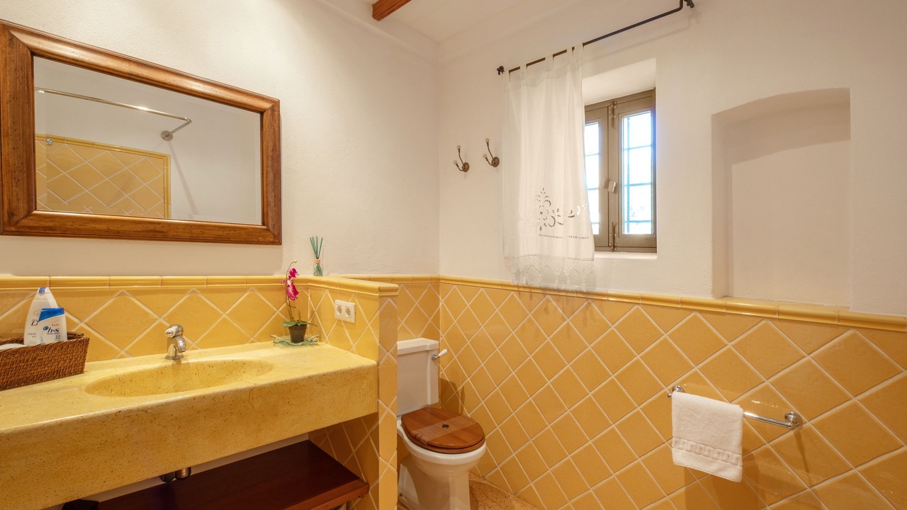 Photo of Bathroom in Sant Josep de sa Talaia