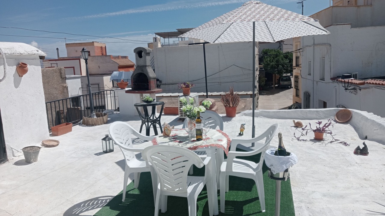 Photo of Outdoor in Illar
