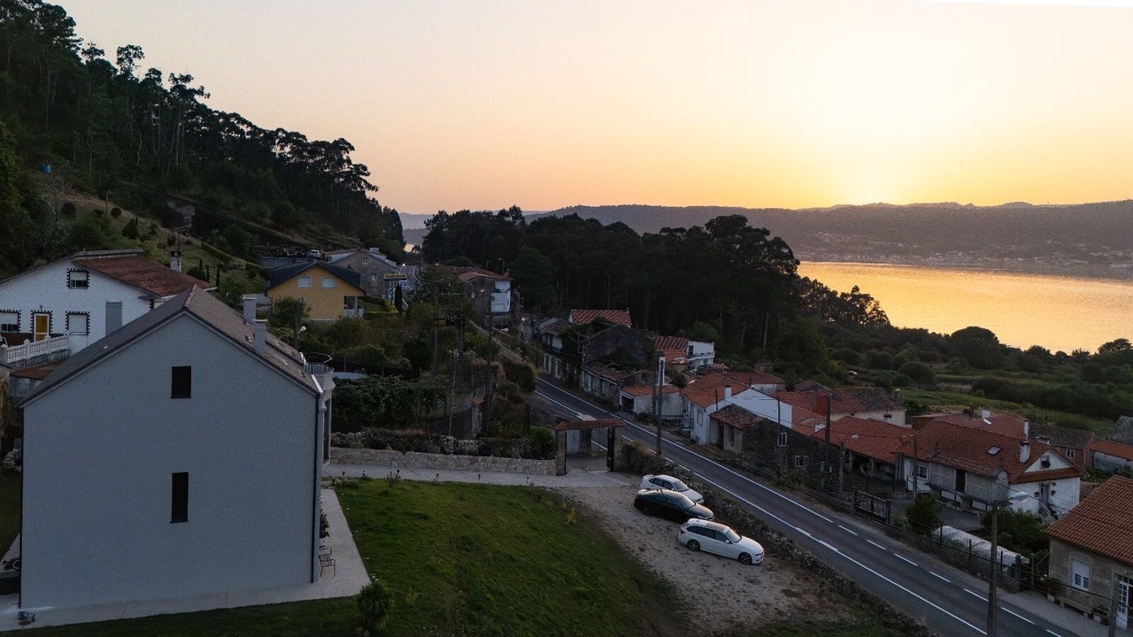 Photo of Others in Noia