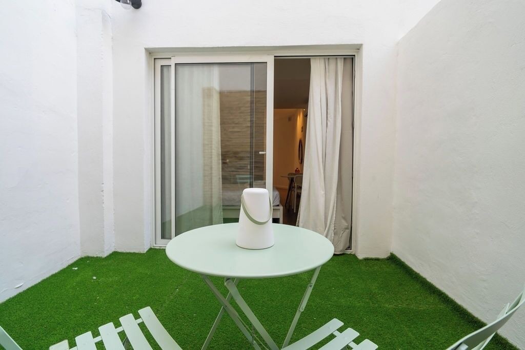 Photo of Patio Balcony in Poblats Maritims