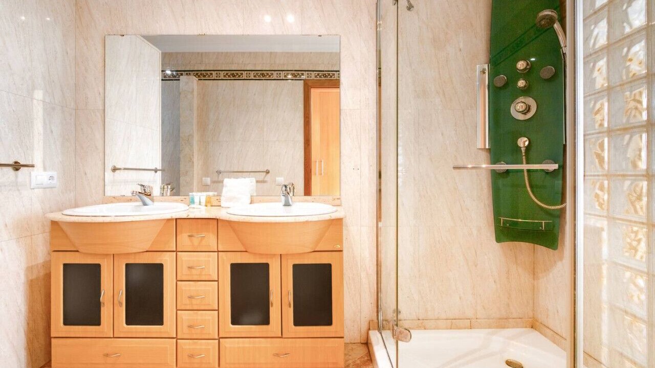 Photo of Bathroom in Aduanas
