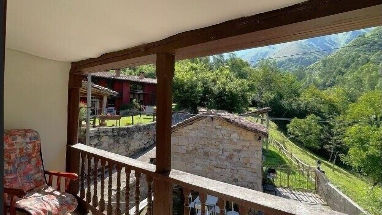 Photo of Patio Balcony in Infiesto