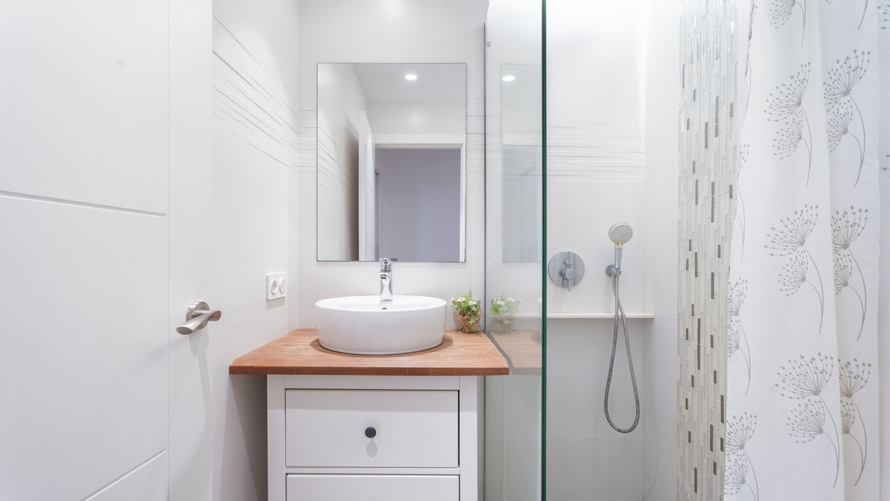 Photo of Bathroom in Aiora