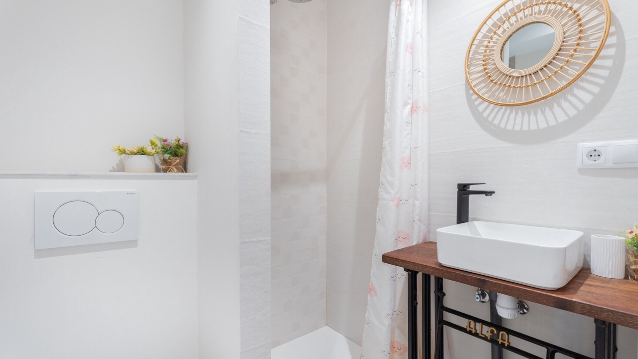 Photo of Bathroom in Aiora