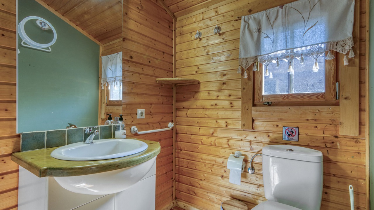 Photo of Bathroom in Benicolet
